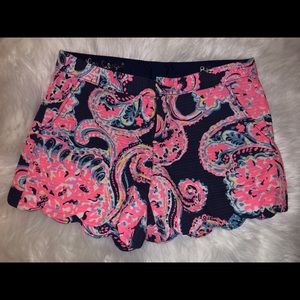 Lilly Pulitzer Size 8 Buttercup shorts